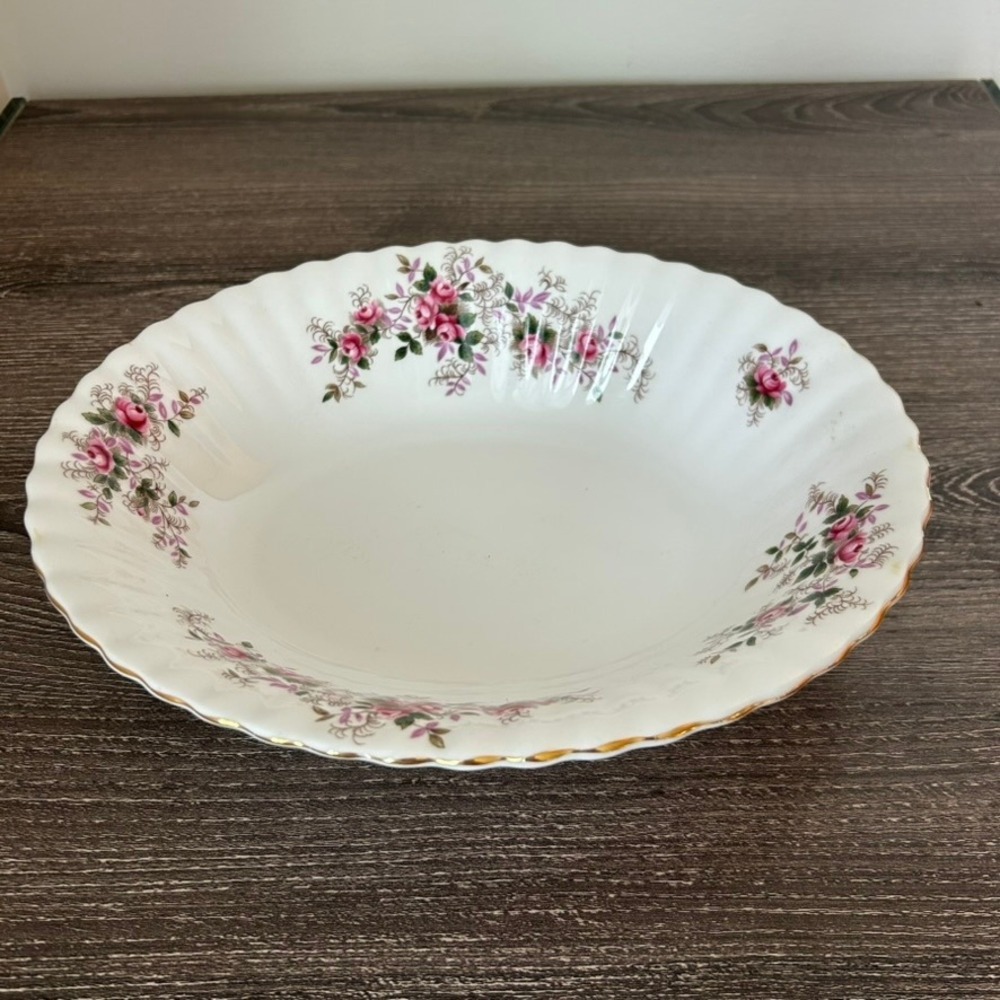 Royal Albert Lavender Rose Oval Serving Bowl Bone China England Gold Rim